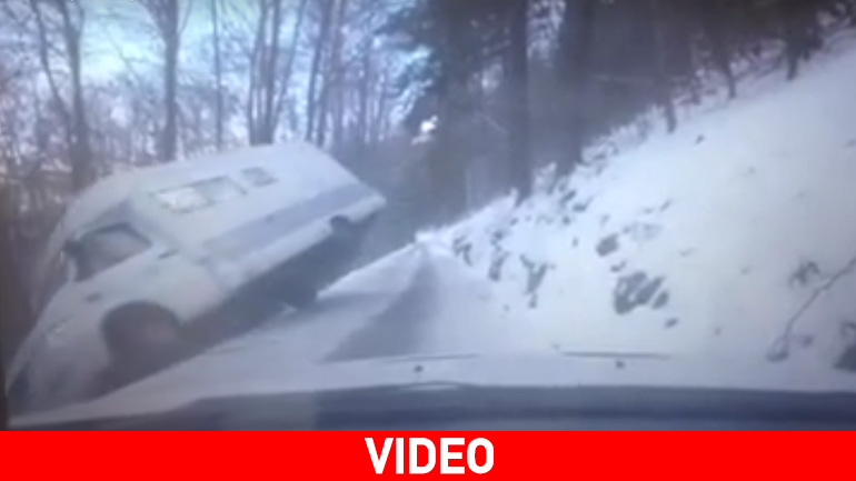 Όχι ρε μ@λ@κ@… Αν είναι δυνατόν!